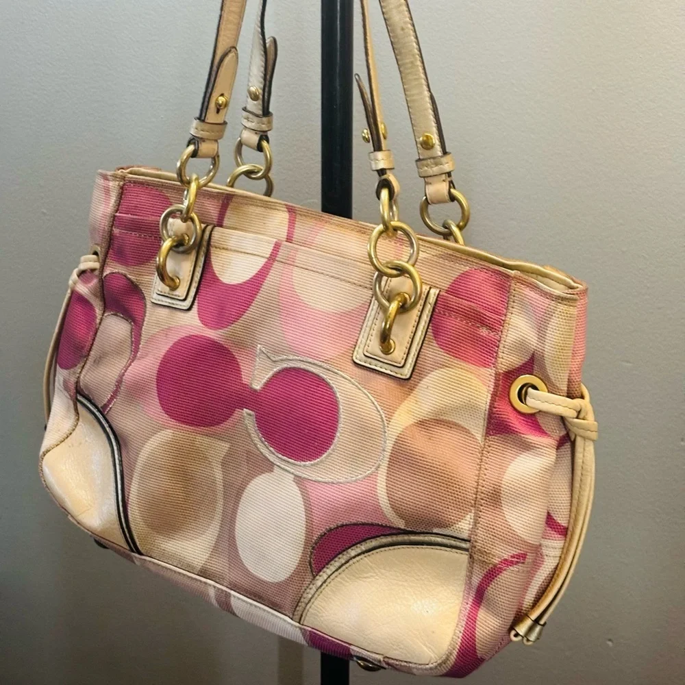 Coach Stylish Pink and Cream Women's Handbag